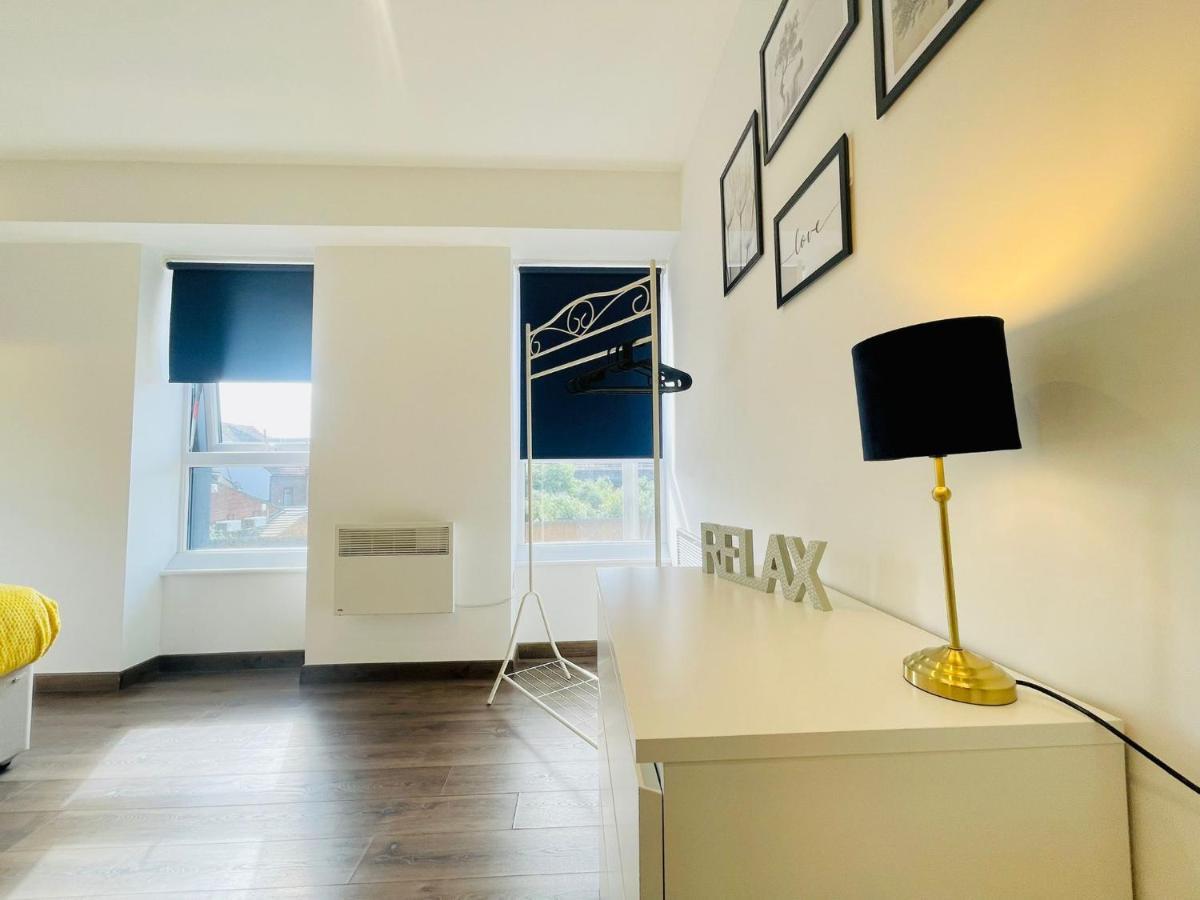 Park Street Apartment Luton By Hostaguest Luton (Bedfordshire) Exterior foto