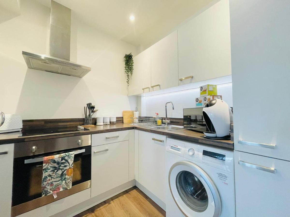 Park Street Apartment Luton By Hostaguest Luton (Bedfordshire) Exterior foto